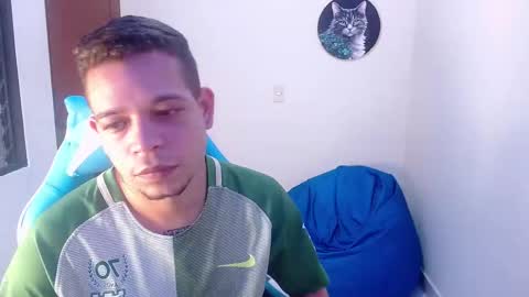 Snapshot of harry_contreras21 chatting on 11/13/25, 10:19 harry online show from 11/13/25, 10:19