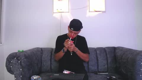 Harry online show from 02/12/25, 01:41