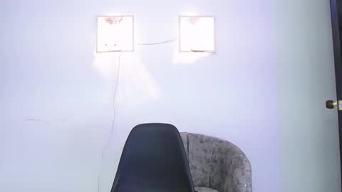 Snapshot of harry_jhonsonn chatting on 02/18/25, 05:09 Harry online show from 02/18/25, 05:09