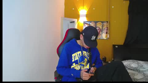 Snapshot of harry_jhonsonn chatting on 03/10/25, 02:39 Harry online show from 03/10/25, 02:39