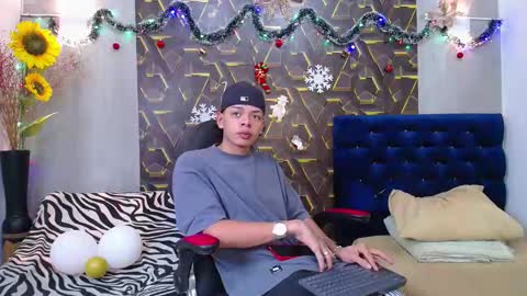 Snapshot of harry_jhonsonn chatting on 12/04/25, 09:56 Harry online show from 12/04/25, 09:56