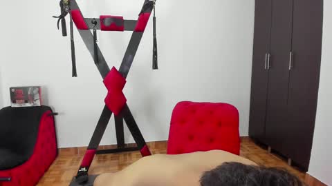 Snapshot of harry_latinboy chatting on 01/07/25, 10:41 Harry online show from 01/07/25, 10:41