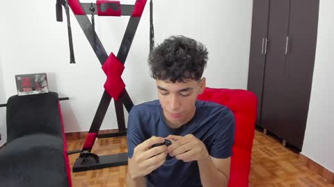 Snapshot of harry_latinboy chatting on 01/10/25, 08:15 Harry online show from 01/10/25, 08:15