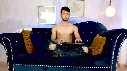 Snapshot of harryfosster chatting on 07/11/26, 01:58 Harry online show from 07/11/26, 01:58