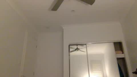 Snapshot of harryjacks2002 chatting on 01/20/25, 12:18 harryjacks2002 online show from 01/20/25, 12:18