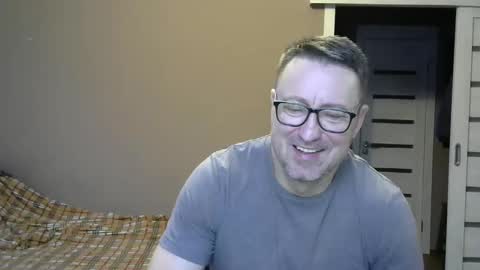 Snapshot of harrysnake chatting on 01/07/25, 06:38 HarrySnake online show from 01/07/25, 06:38