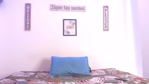 Snapshot of harrythomson1 chatting on 01/27/25, 05:48 harry thomson online show from 01/27/25, 05:48