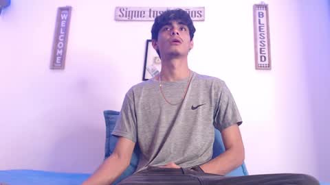 Snapshot of harrythomson1 chatting on 03/08/25, 11:16 harry thomson online show from 03/08/25, 11:16