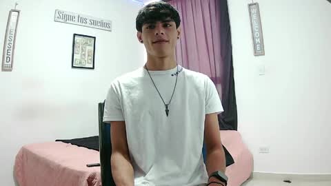 Snapshot of harrythomson1 chatting on 05/04/26, 03:41 harry thomson online show from 05/04/26, 03:41