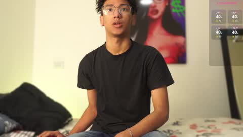 Snapshot of harrytwink18 chatting on 12/09/24, 01:13 HARRY online show from 12/09/24, 01:13