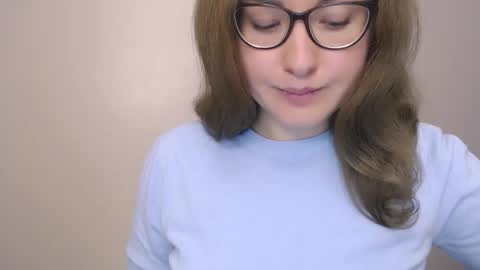 Snapshot of hartfoxx chatting on 11/02/25, 01:57 hartfoxx online show from 11/02/25, 01:57