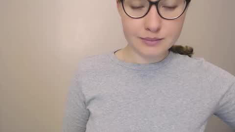 Snapshot of hartfoxx chatting on 11/09/25, 11:58 hartfoxx online show from 11/09/25, 11:58