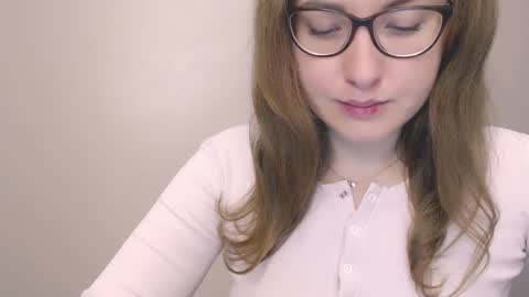 Snapshot of hartfoxx chatting on 12/04/25, 11:13 hartfoxx online show from 12/04/25, 11:13