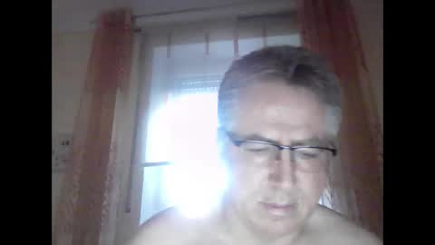 Snapshot of hartl67 chatting on 01/03/25, 03:44 hartl67 online show from 01/03/25, 03:44