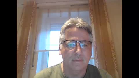 Snapshot of hartl67 chatting on 09/15/25, 05:13 hartl67 online show from 09/15/25, 05:13