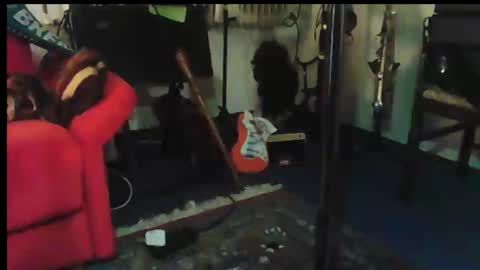 Snapshot of hartwichser1 chatting on 12/19/24, 12:34 hot n nasty online show from 12/19/24, 12:34