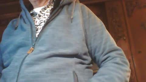 Snapshot of hartwichser1 chatting on 09/28/25, 08:14 hot n nasty online show from 09/28/25, 08:14