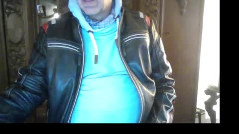 Snapshot of hartwichser1 chatting on 11/02/25, 01:35 hot n nasty online show from 11/02/25, 01:35