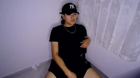 Snapshot of haru_boi chatting on 12/19/24, 03:40 Haru online show from 12/19/24, 03:40