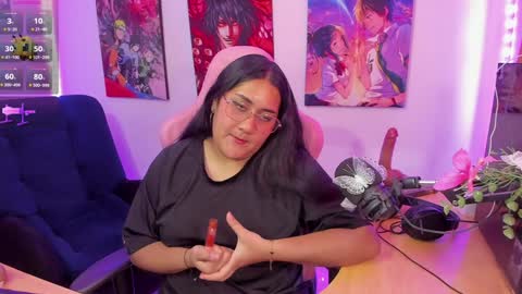 Snapshot of haruu2 chatting on 01/19/25, 08:51 karen online show from 01/19/25, 08:51