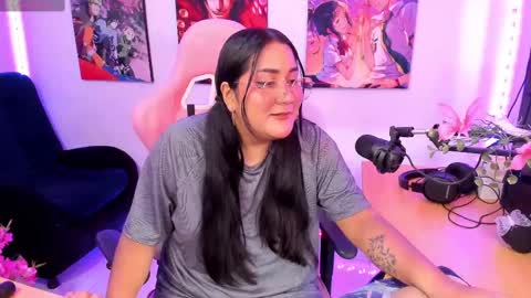 Snapshot of haruu2 chatting on 03/05/25, 07:17 karen online show from 03/05/25, 07:17