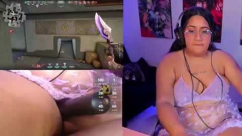 Snapshot of haruu2 chatting on 10/24/25, 12:41 karen online show from 10/24/25, 12:41