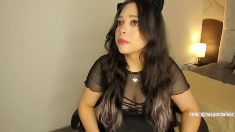 Snapshot of has_gonzalezz chatting on 04/24/26, 04:48 has_gonzalezz online show from 04/24/26, 04:48