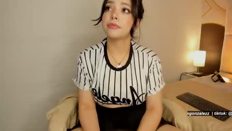 Snapshot of has_gonzalezz chatting on 05/08/26, 04:51 has_gonzalezz online show from 05/08/26, 04:51