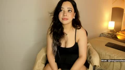 Snapshot of has_gonzalezz chatting on 05/18/26, 06:08 has_gonzalezz online show from 05/18/26, 06:08