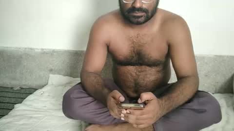 Snapshot of hasib212 chatting on 09/28/25, 04:07 Mr. Devil online show from 09/28/25, 04:07