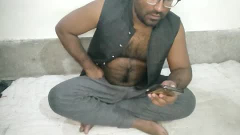 Snapshot of hasib212 chatting on 11/27/25, 11:51 Mr. Devil online show from 11/27/25, 11:51