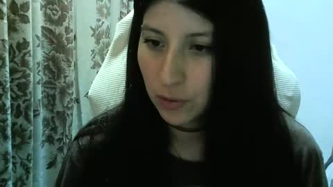 Snapshot of hasley_bbylee chatting on 01/06/25, 03:20 lady online show from 01/06/25, 03:20