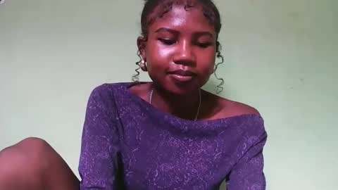 hasleyinah online show from 03/02/26, 07:48