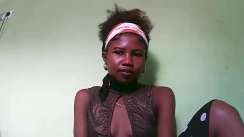 hasleyinah online show from 03/03/26, 08:42