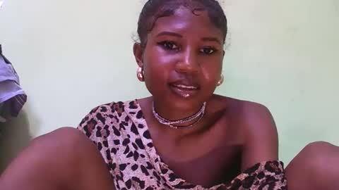 hasleyinah online show from 04/01/26, 01:41