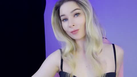 Anna online show from 02/22/26, 12:26