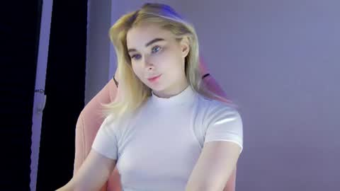 Anna online show from 07/09/26, 07:40