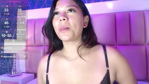 Snapshot of hatsajones chatting on 11/02/25, 03:47 hatsajones online show from 11/02/25, 03:47