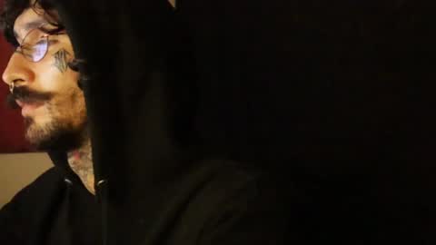 Snapshot of hatsumotokyoto chatting on 02/07/25, 05:10 More content   2   online show from 02/07/25, 05:10