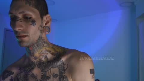 Snapshot of hatsumotokyoto chatting on 09/27/25, 03:00 More content   2   online show from 09/27/25, 03:00