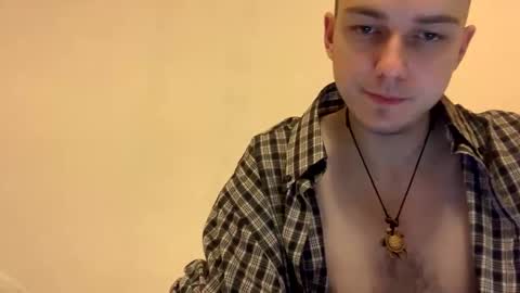 Snapshot of hattydee chatting on 12/09/24, 01:29 dee online show from 12/09/24, 01:29