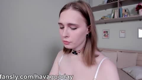 Snapshot of havagooday chatting on 02/27/26, 06:13 Mia online show from 02/27/26, 06:13