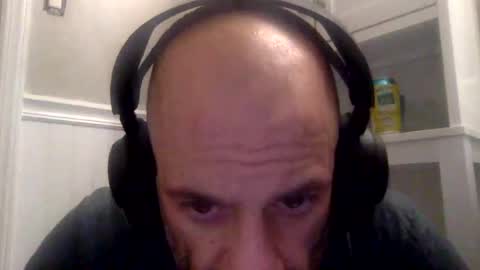 Snapshot of havingfun103 chatting on 01/01/25, 09:52 havingfun103 online show from 01/01/25, 09:52