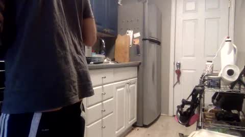 Snapshot of havingfun103 chatting on 02/08/25, 06:33 havingfun103 online show from 02/08/25, 06:33