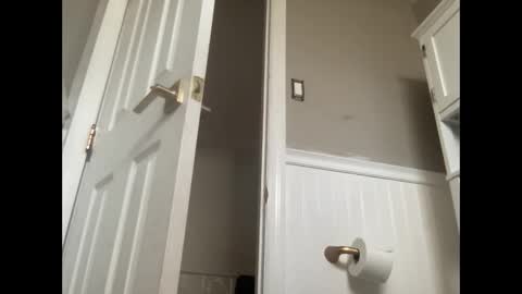 Snapshot of havingfun103 chatting on 02/28/25, 09:33 havingfun103 online show from 02/28/25, 09:33