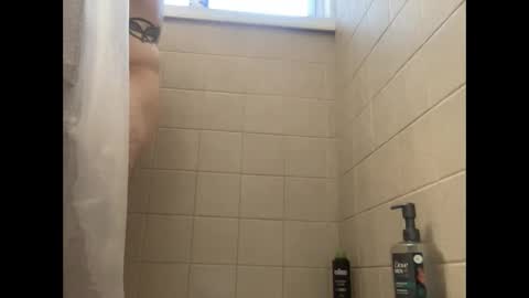 Snapshot of havingfun103 chatting on 10/31/25, 02:07 havingfun103 online show from 10/31/25, 02:07