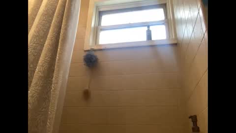 Snapshot of havingfun103 chatting on 11/09/25, 05:22 havingfun103 online show from 11/09/25, 05:22