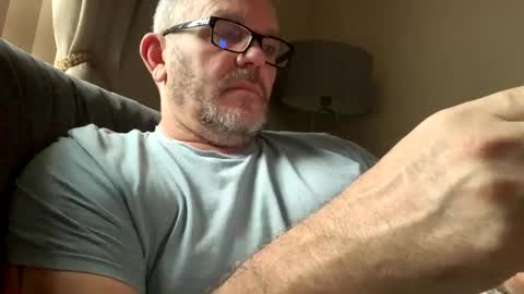 hawks2113 online show from 02/10/25, 09:36