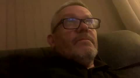 hawks2113 online show from 03/11/25, 09:48