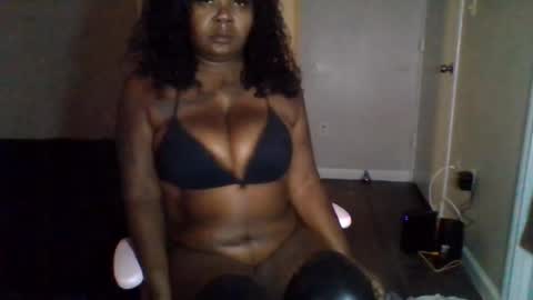 hawtchoc37 online show from 06/18/26, 10:09